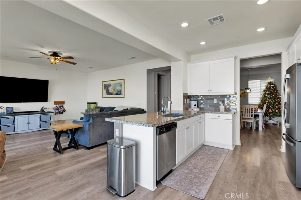 Additional image 65 of 12672 Wycliff Ln, Victorville, CA 92392