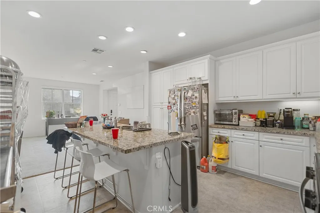 Additional image 10 of 2811 E Kendall Ln, Ontario, CA 91761