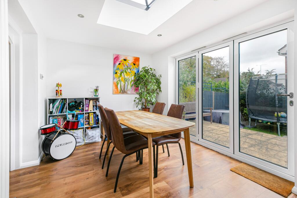 Additional image 3 of Longacres, St Albans, AL4