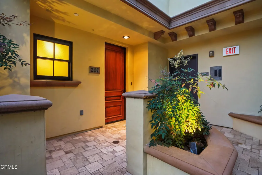 Additional image 90 of 985 N Michillinda Avenue Unit 207, Pasadena, CA 91107