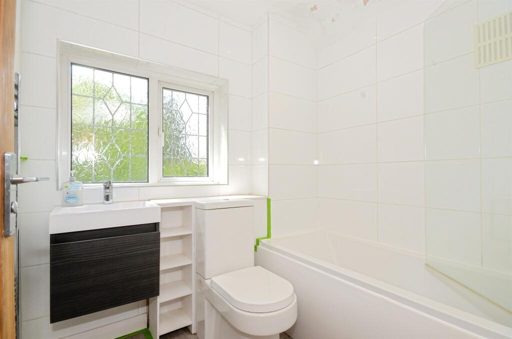 Additional image 11 of Fulmore Close, Harpenden