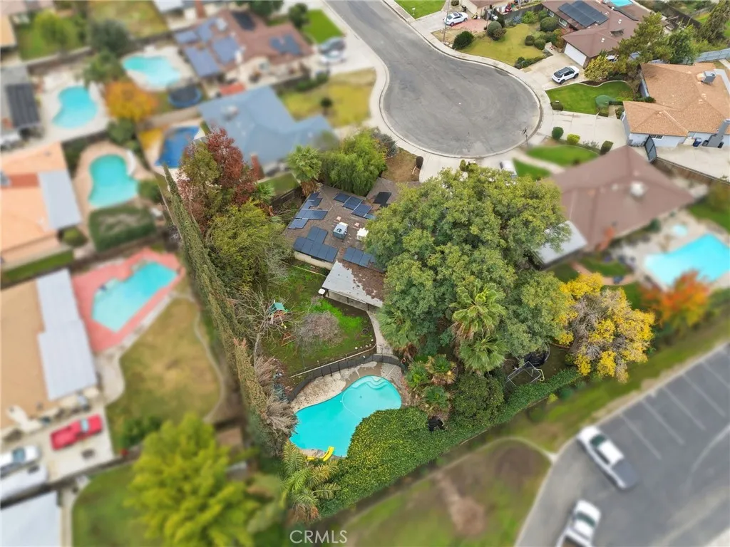 Additional image 40 of 2404 Prestwick Court, Bakersfield, CA 93309