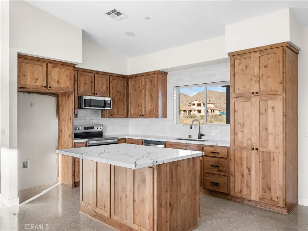 Additional image 41 of 16173 Pela Road, Apple Valley, CA 92307