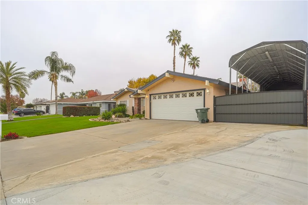 Additional image 4 of 2416 Bladen St, Bakersfield, CA 93309