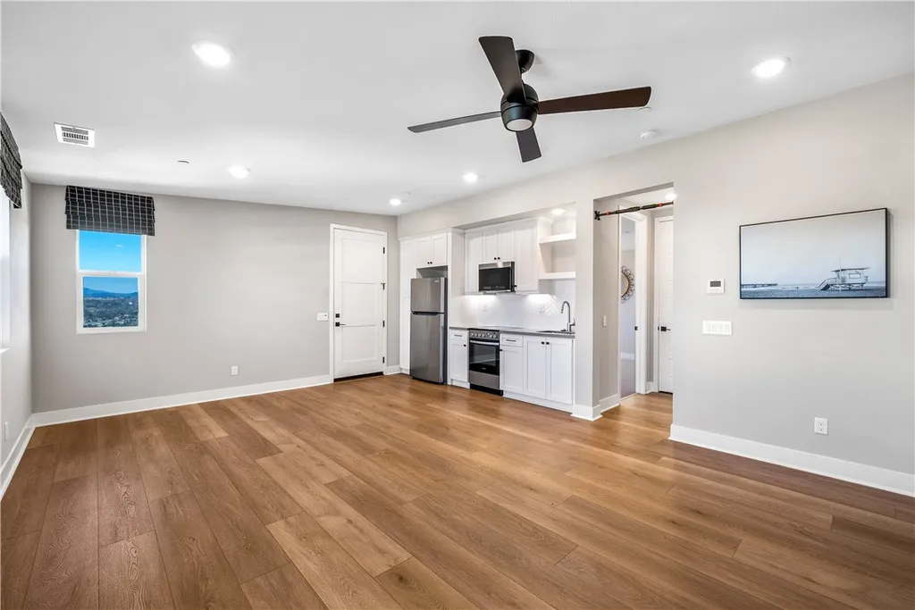 Additional image 43 of 28414 Old Springs Rd, Castaic, CA 91384