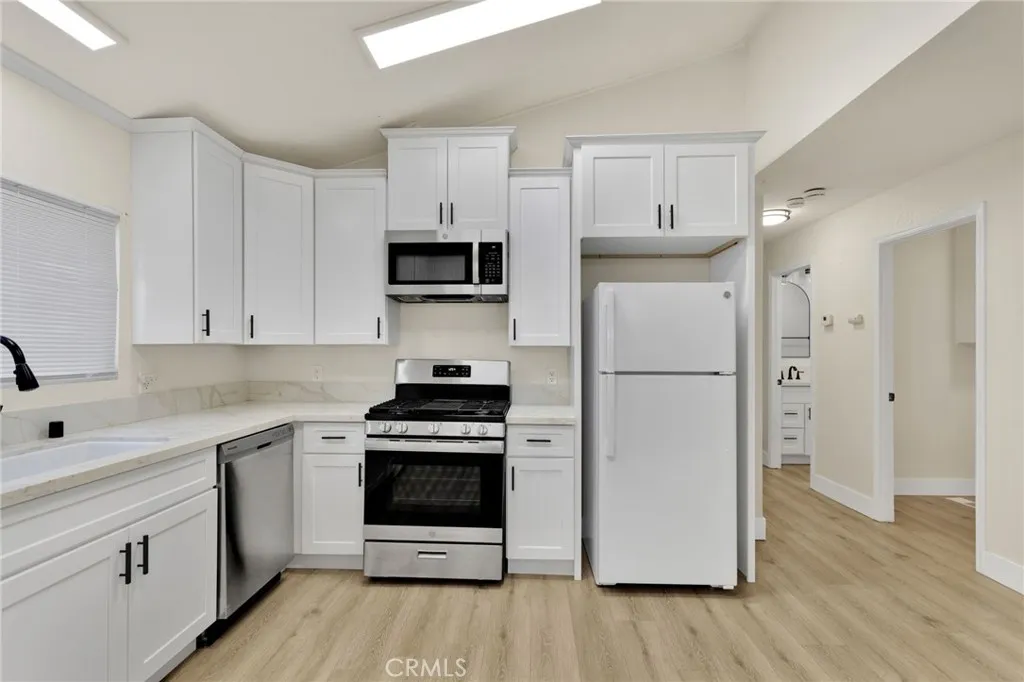 Additional image 40 of 24939 Camino Del Norte, Barstow, CA 92311