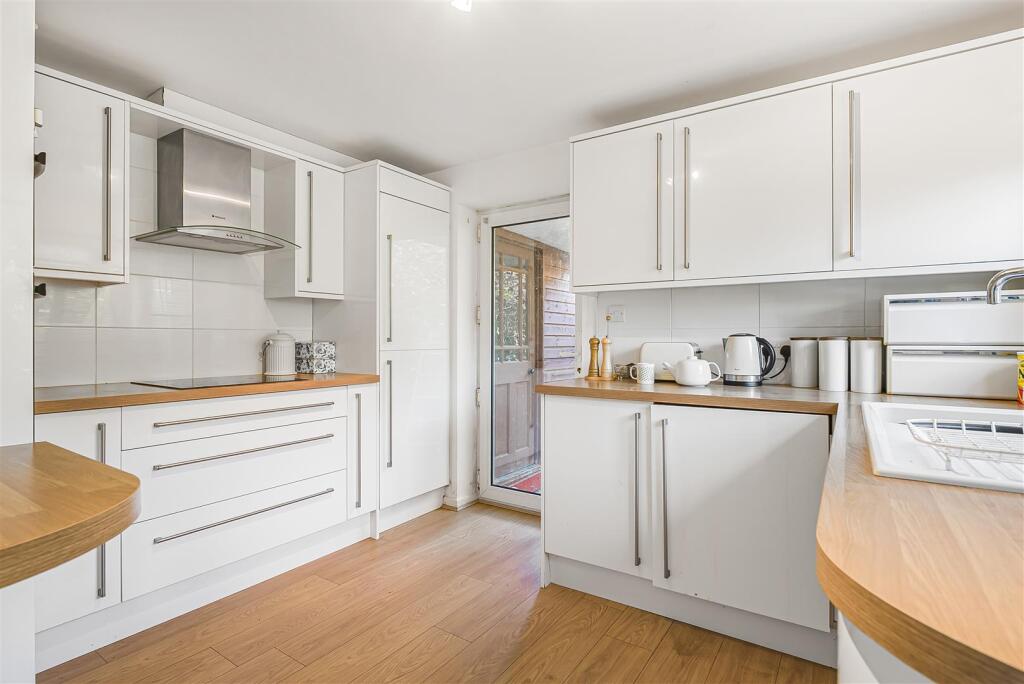 Additional image 6 of Warren Way, Welwyn