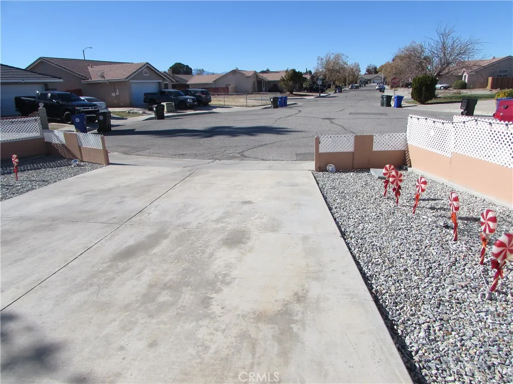 Additional image 59 of 11424 Dartmouth Court, Adelanto, CA 92301