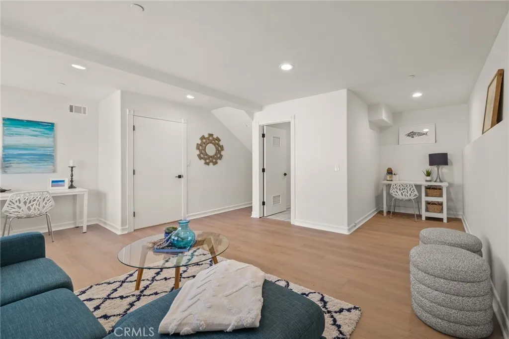 Additional image 46 of 204 N Prospect Ave Unit B, Redondo Beach, CA 90277