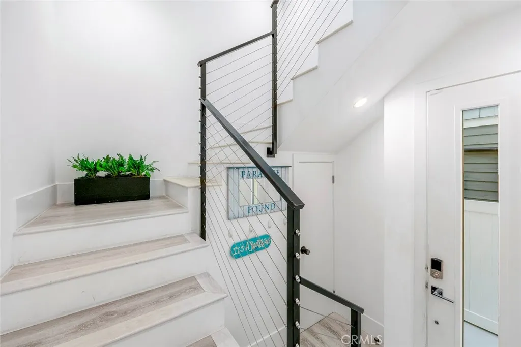 Additional image 106 of 417 E Bay Ave, Newport Beach, CA 92661