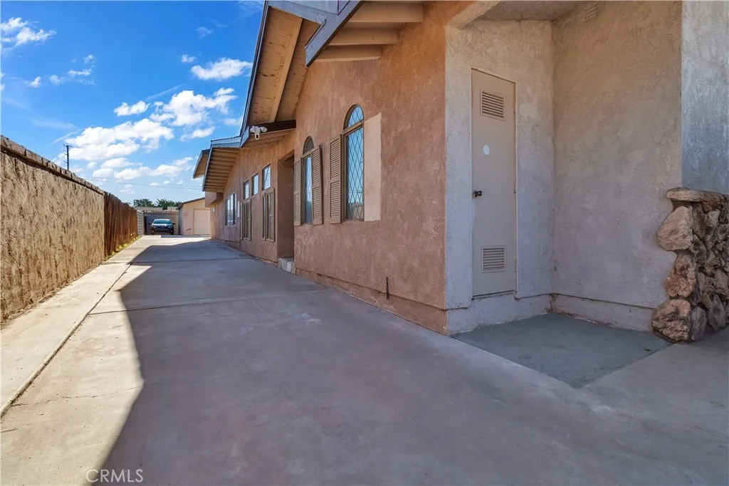 Property image for 2554 W Avenue J14, Lancaster, CA 93536