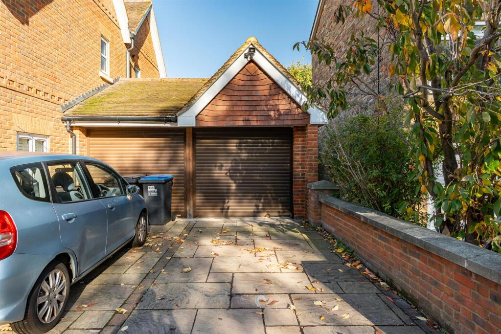 Additional image 32 of Prospect Place, Welwyn