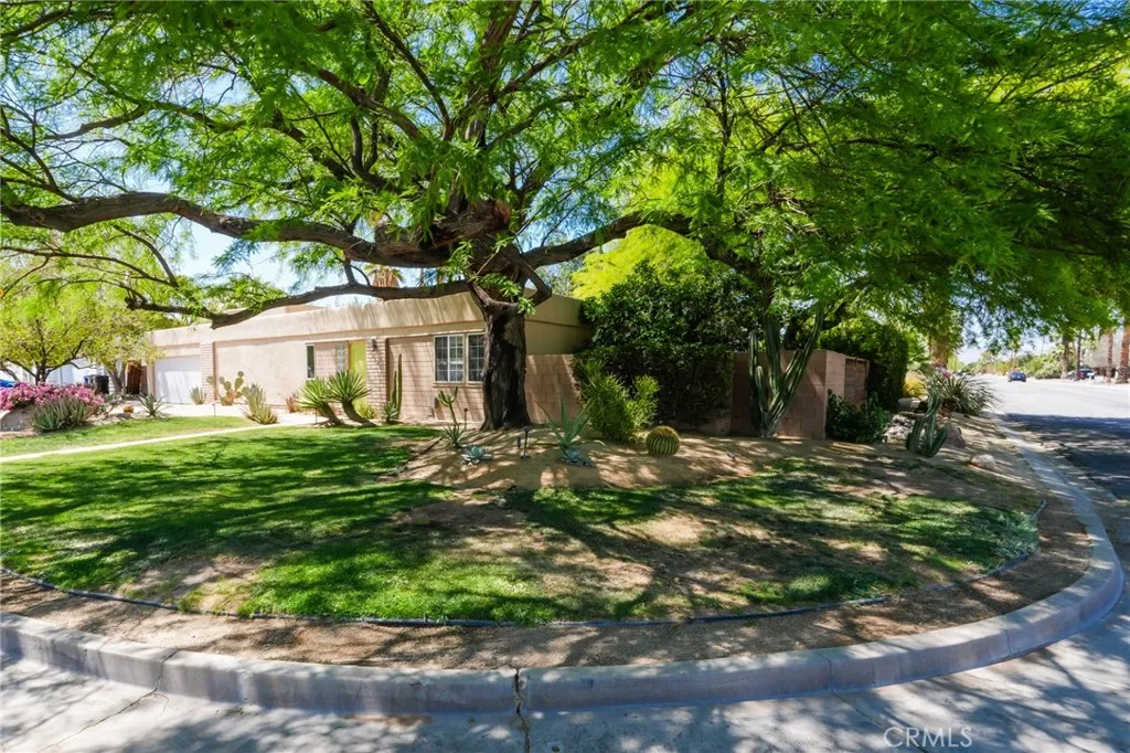 Additional image 129 of 576 E Desert Holly Circle, Palm Springs, CA 92262