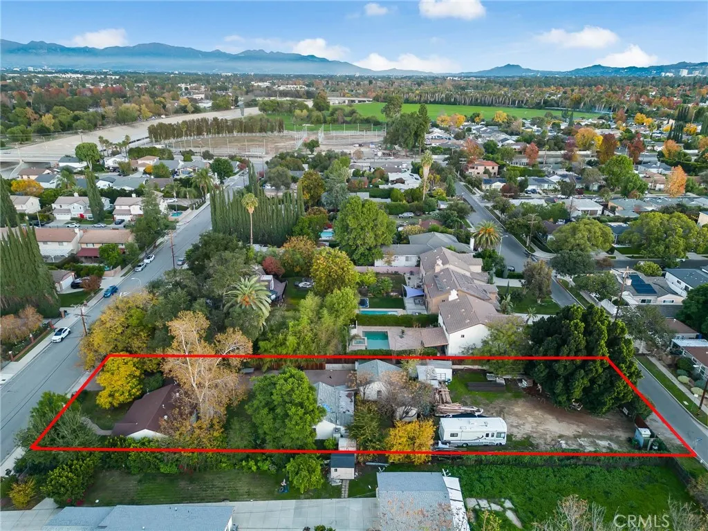 Additional image 121 of 17806 Erwin St, Encino, CA 91316