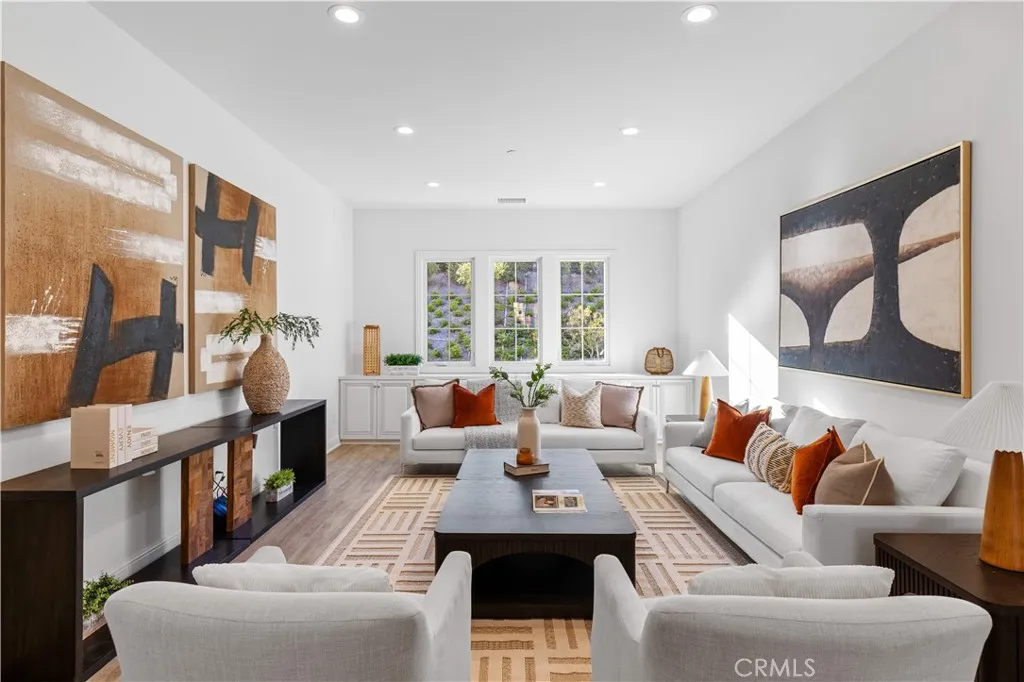 Additional image 118 of 111 great oak, Irvine, CA 92602