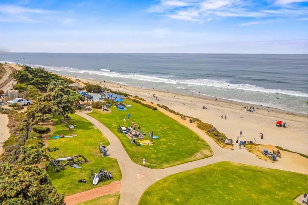 Additional image 92 of 1552 Camino Del Mar Unit 401, Del Mar, CA 92014