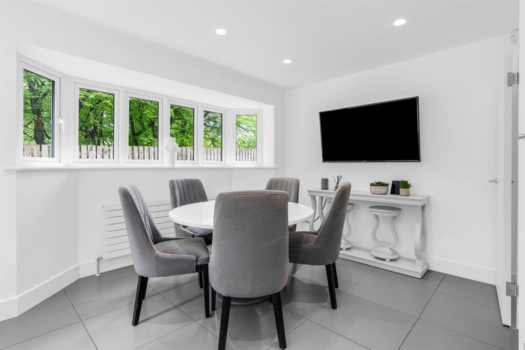 Additional image 6 of Bishops Road, Tewin, Welwyn