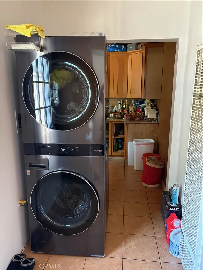 Additional image 46 of 2911 Baltic Ave, Long Beach, CA 90810