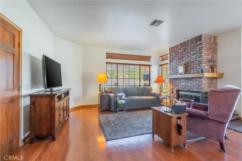 Additional image 73 of 1010 Hooper Dr, West Covina, CA 91791