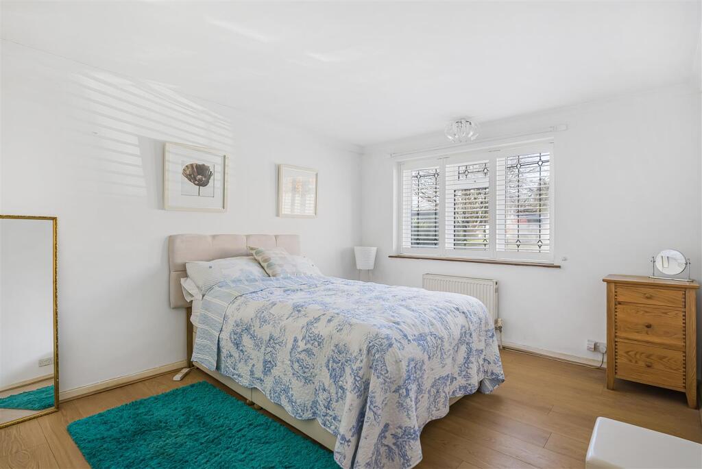 Additional image 17 of Warren Way, Welwyn