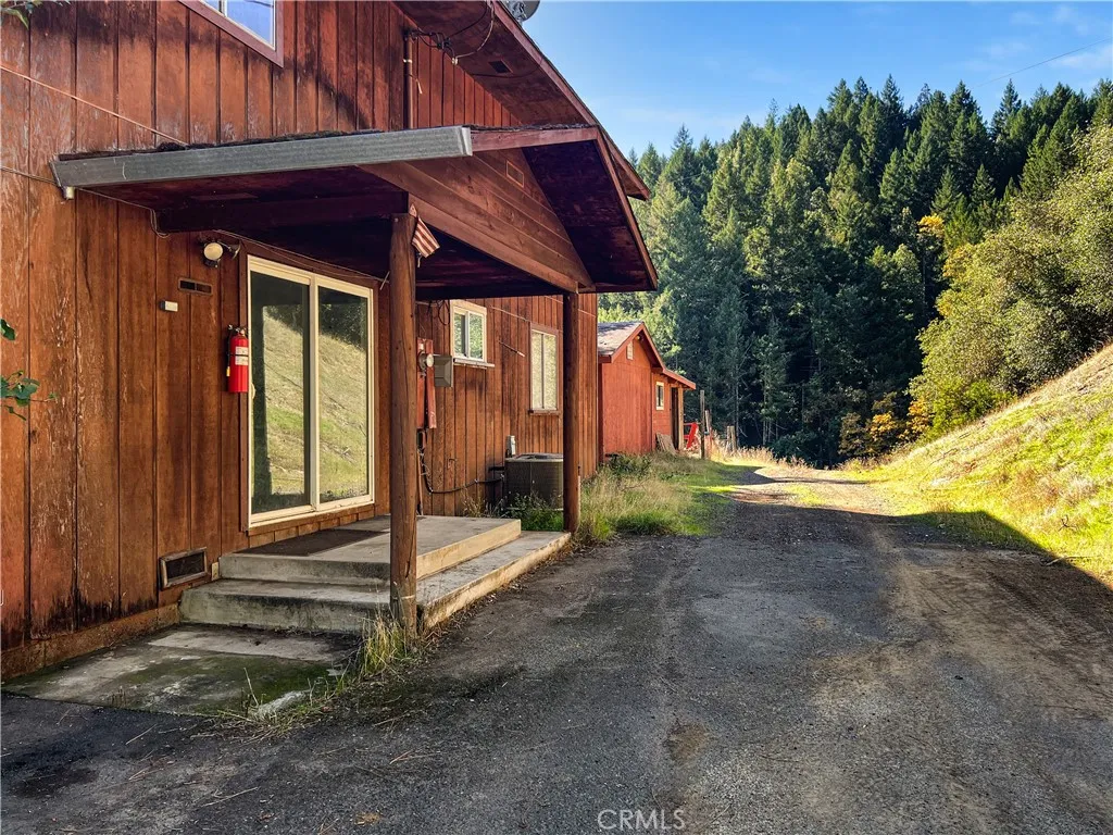 Additional image 11 of 8555 Cave Creek Road, Redwood Valley, CA 95470