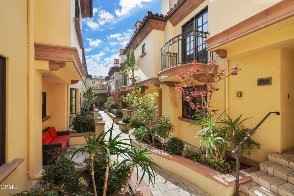 Additional image 53 of 985 N Michillinda Avenue Unit 207, Pasadena, CA 91107