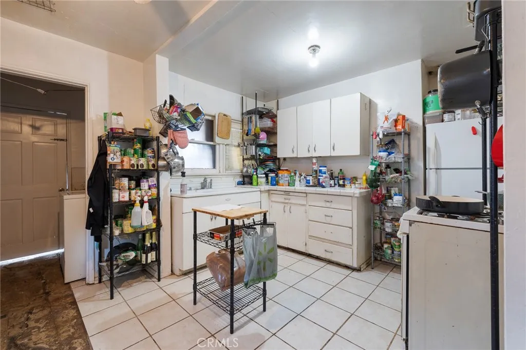 Additional image 15 of 15157 Covello Street, Van Nuys, CA 91405