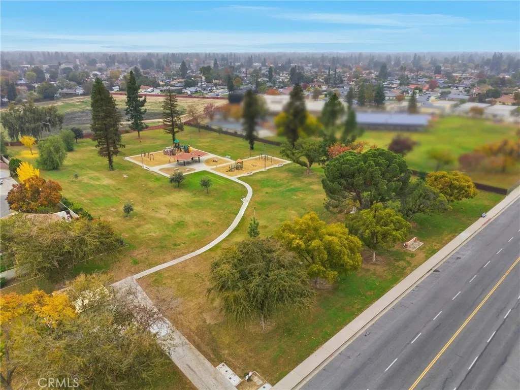 Additional image 84 of 2404 Prestwick Court, Bakersfield, CA 93309