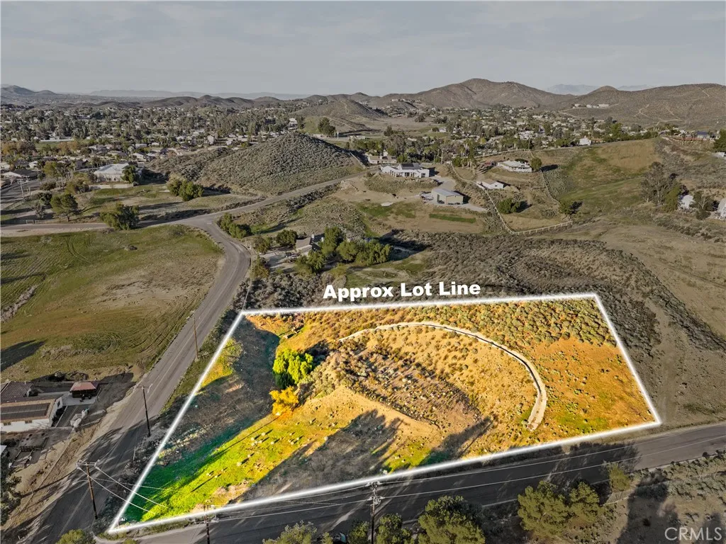 Additional image 18 of 23930 Beverly Dr, Menifee, CA 92587