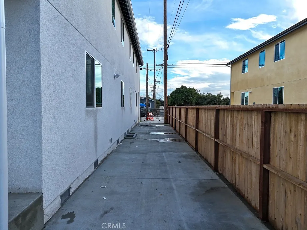 Additional image 23 of 817 W G Street, Wilmington, CA 90744