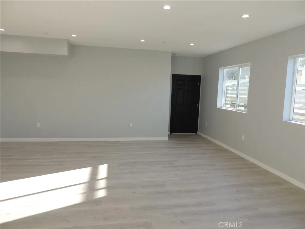 Additional image 20 of 22735 Del Valle Street Unit 3, Woodland Hills, CA 91364