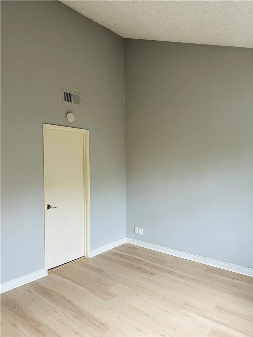 Additional image 7 of 2220 E Chapman Avenue Unit 34, Fullerton, CA 92831