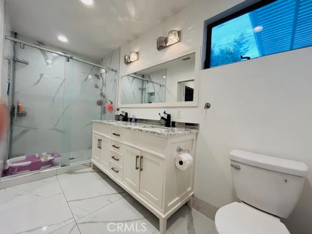 Additional image 16 of 18719 Martha, Tarzana, CA 91356