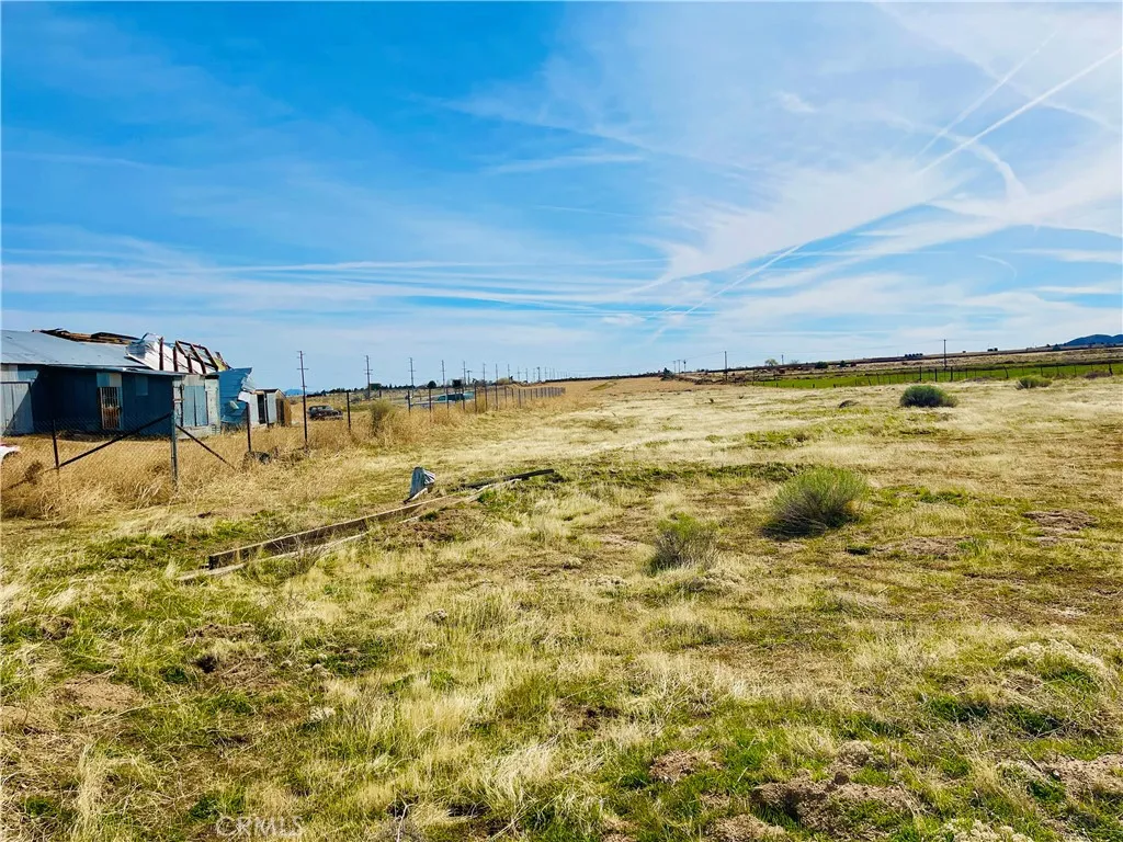 Additional image 8 of 49357 W. Avenue D, Lake Hughes, CA 93536