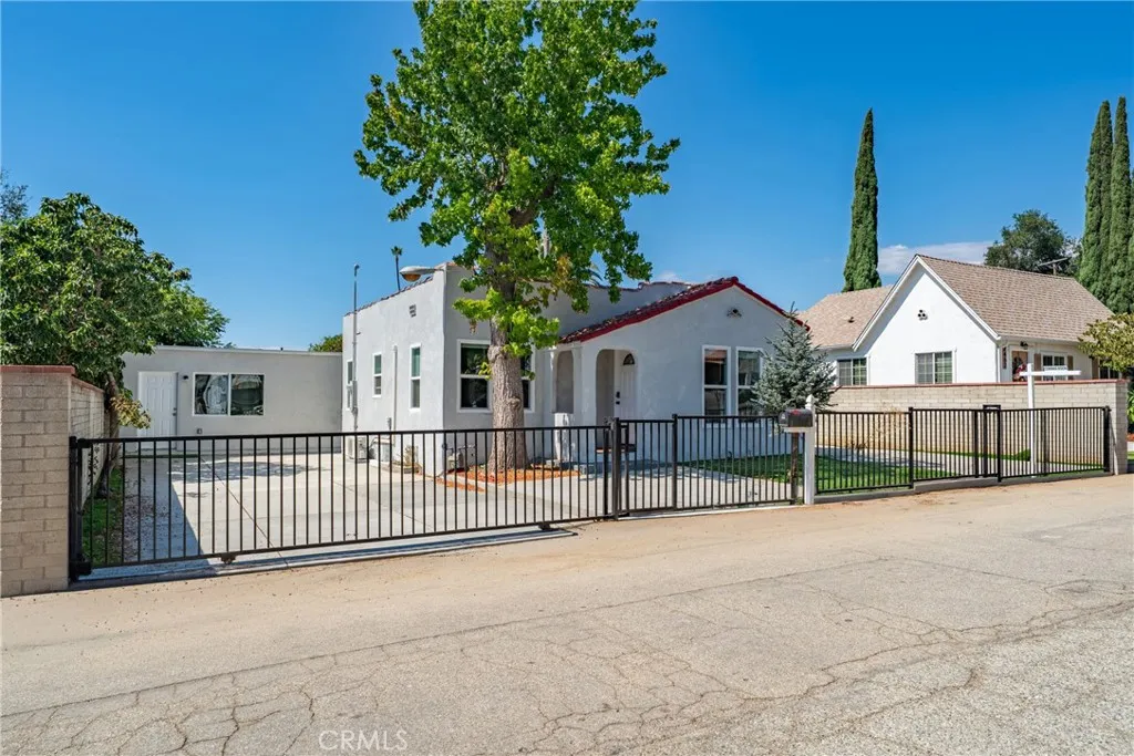 Additional image 70 of 2461 Saint Pierre, Altadena, CA 91001