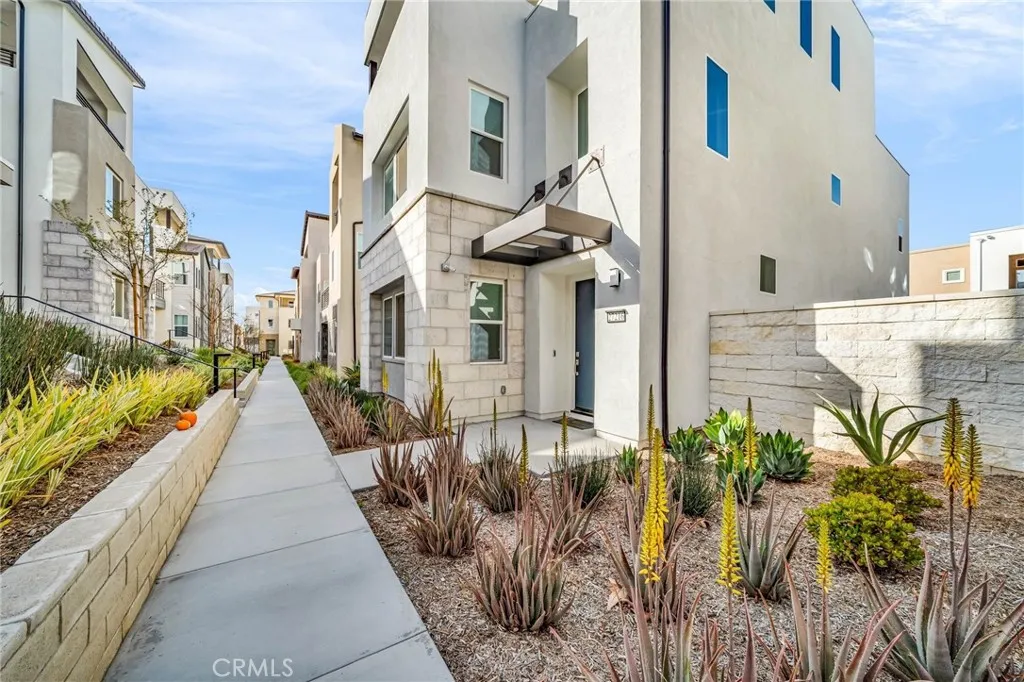 Additional image 47 of 27216 Coyote Bush Court, Valencia, CA 91381