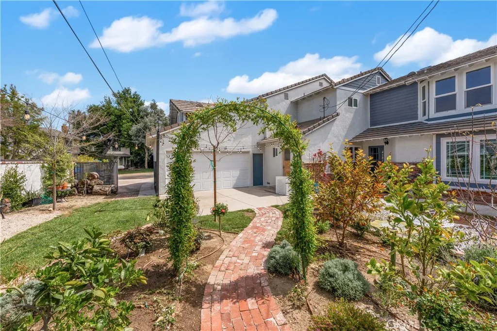 Additional image 35 of 24405 Derian Dr, Newhall, CA 91321