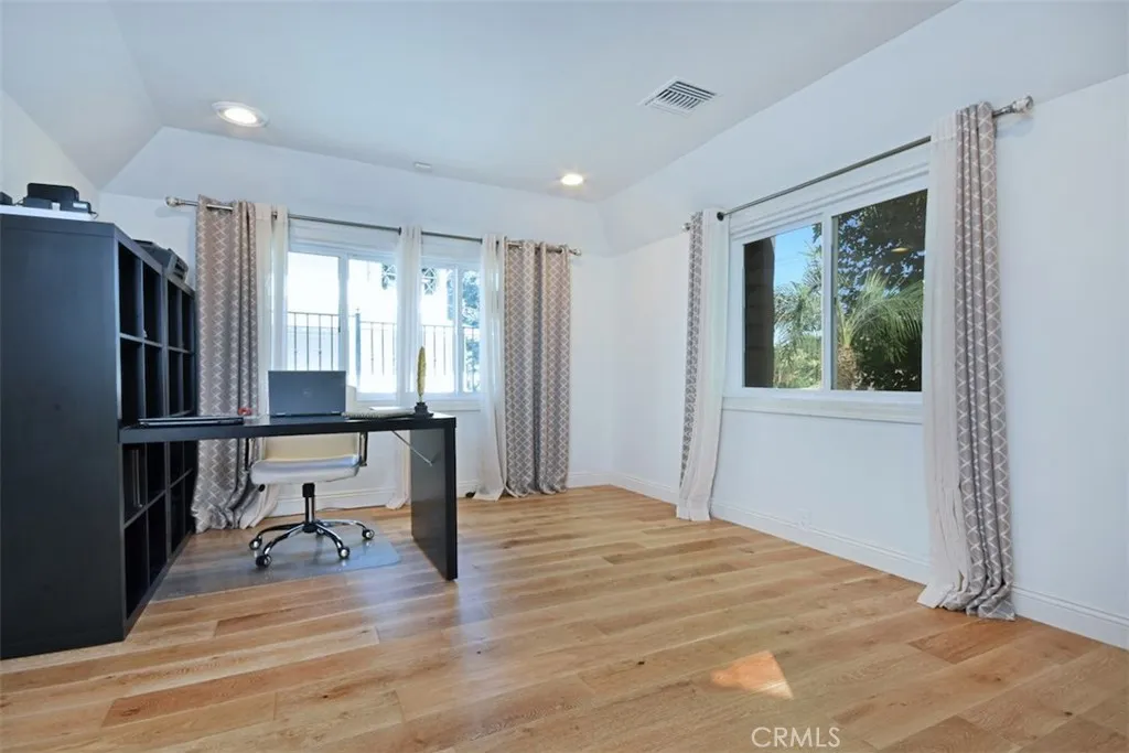 Additional image 40 of 15128 Valley Vista Boulevard, Sherman Oaks, CA 91403