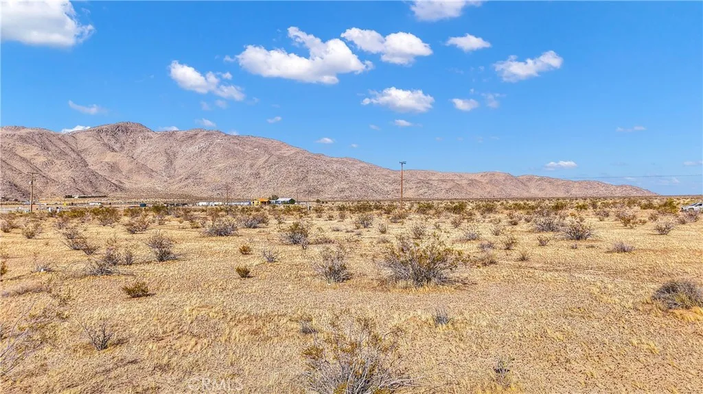 Additional image 12 of Milpas Dr, Apple Valley, CA 92308