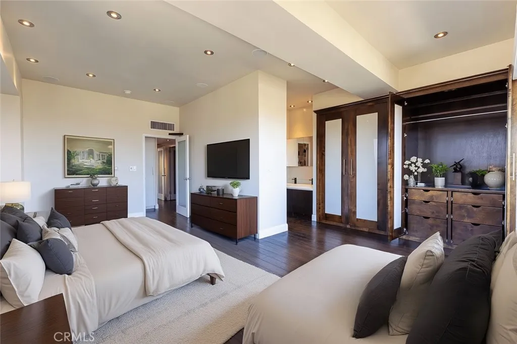 Additional image 53 of 10501 Wilshire Blvd, Los Angeles, CA 90024