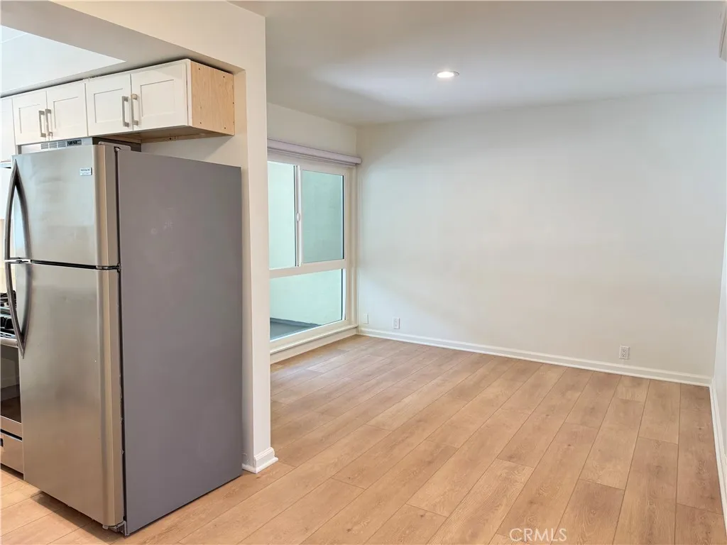 Additional image 9 of 251 N Oakland Ave Unit 10, Pasadena, CA 91101