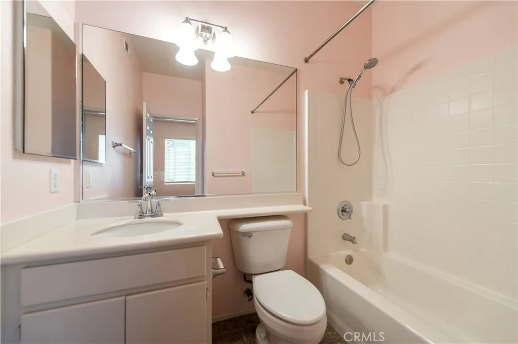 Additional image 46 of 31 Bradford, Irvine, CA 92602