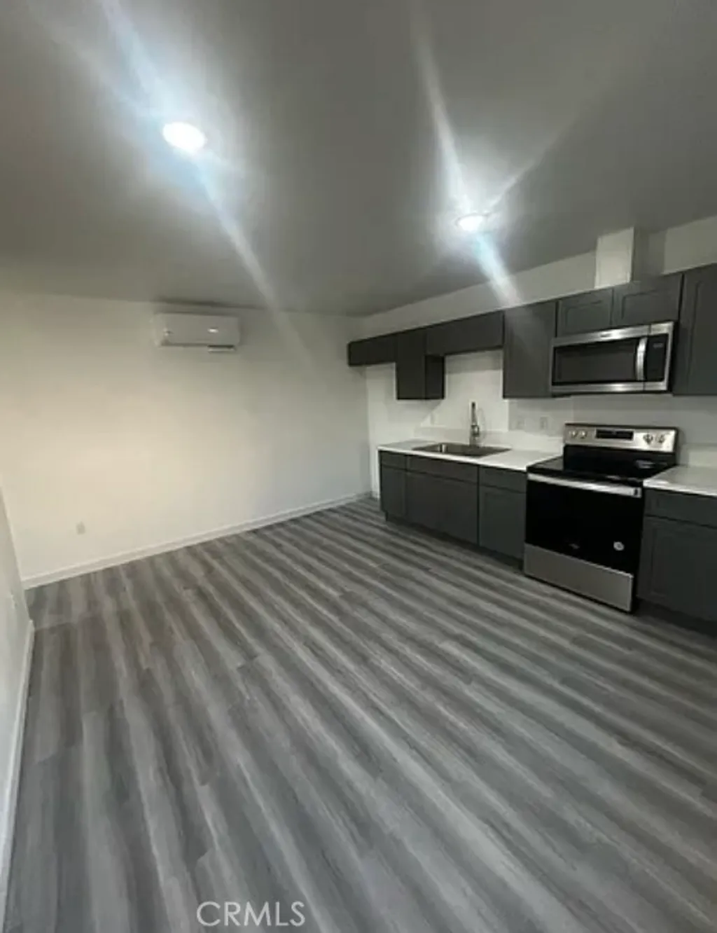 Additional image 3 of 648 E Cerritos St Unit 2, Rialto, CA 92376