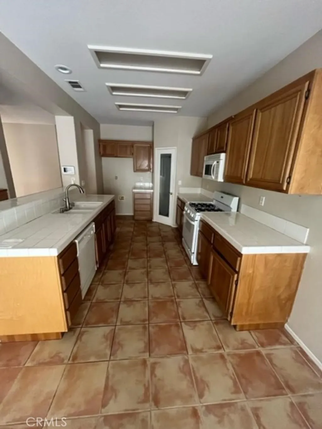 Additional image 3 of 16142 Blue Haven Court, Riverside, CA 92503