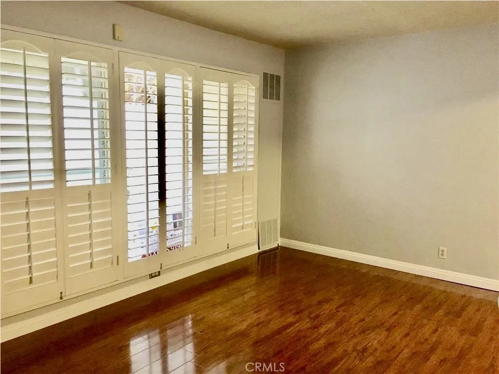 Additional image 3 of 2621 Centinela Avenue Unit 8, Santa Monica, CA 90405