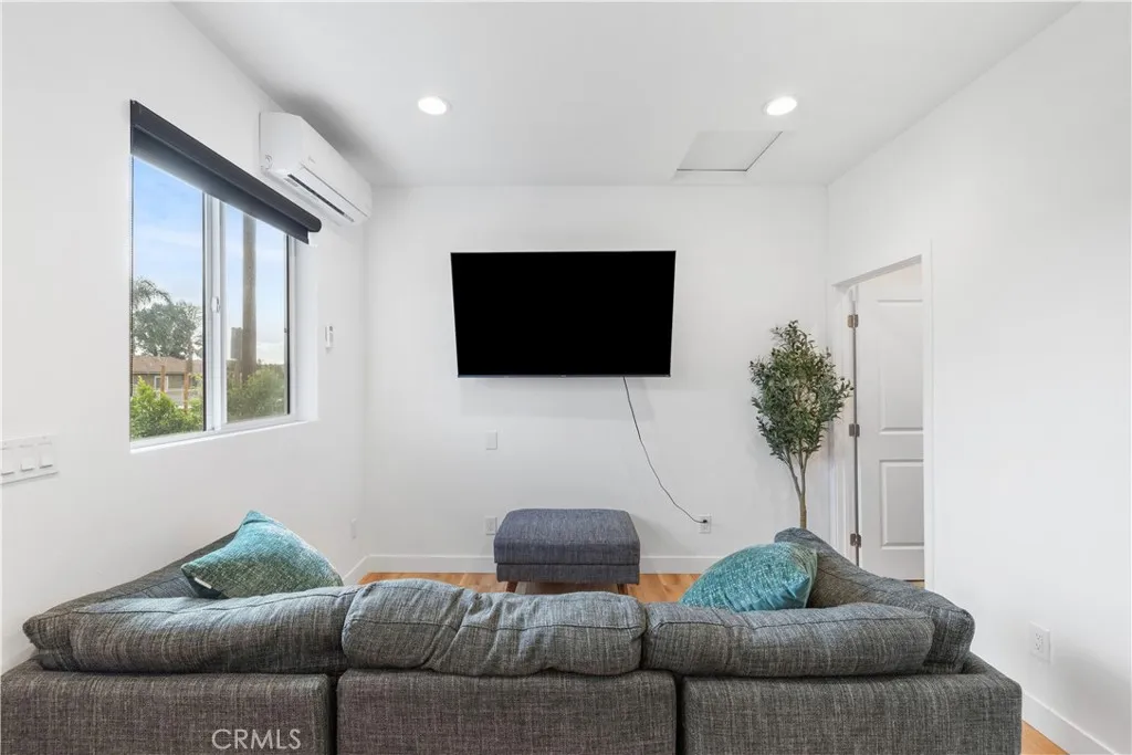 Additional image 46 of 10290 Montevista, Montclair, CA 91763