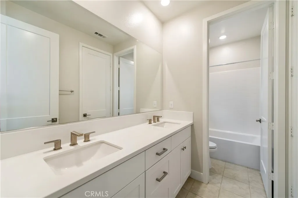 Additional image 73 of 631 Cardona, Lake Forest, CA 92630