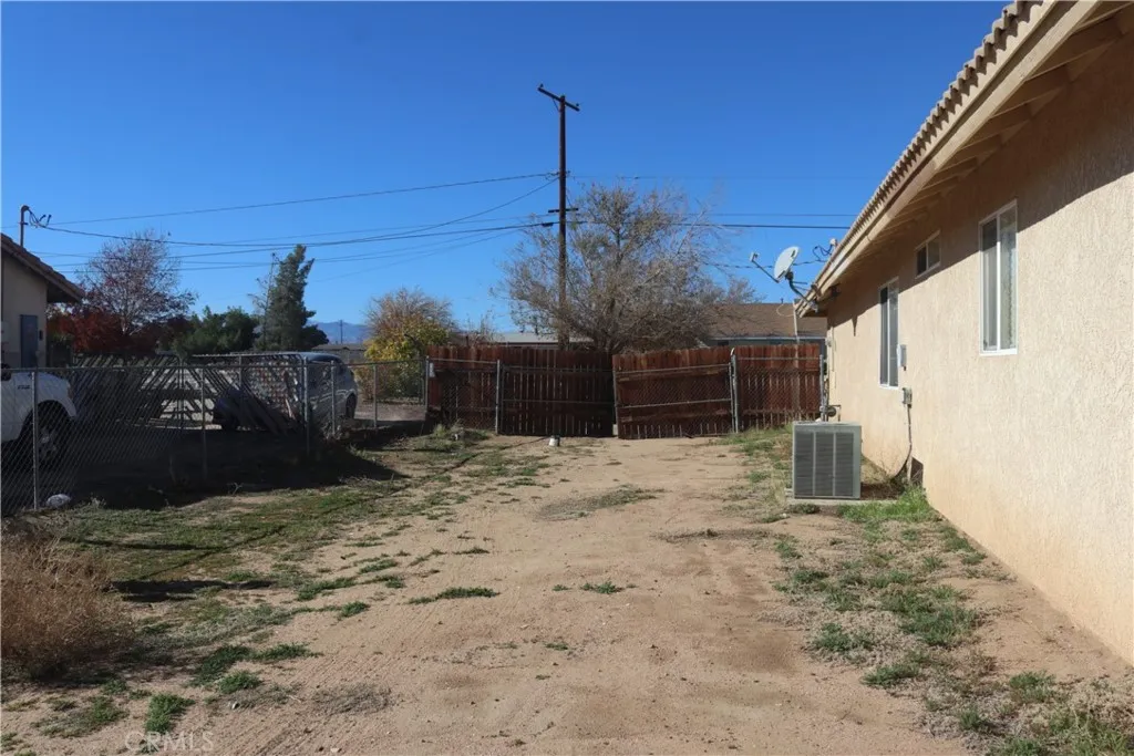 Additional image 20 of 11243 Pinon Avenue, Hesperia, CA 92345