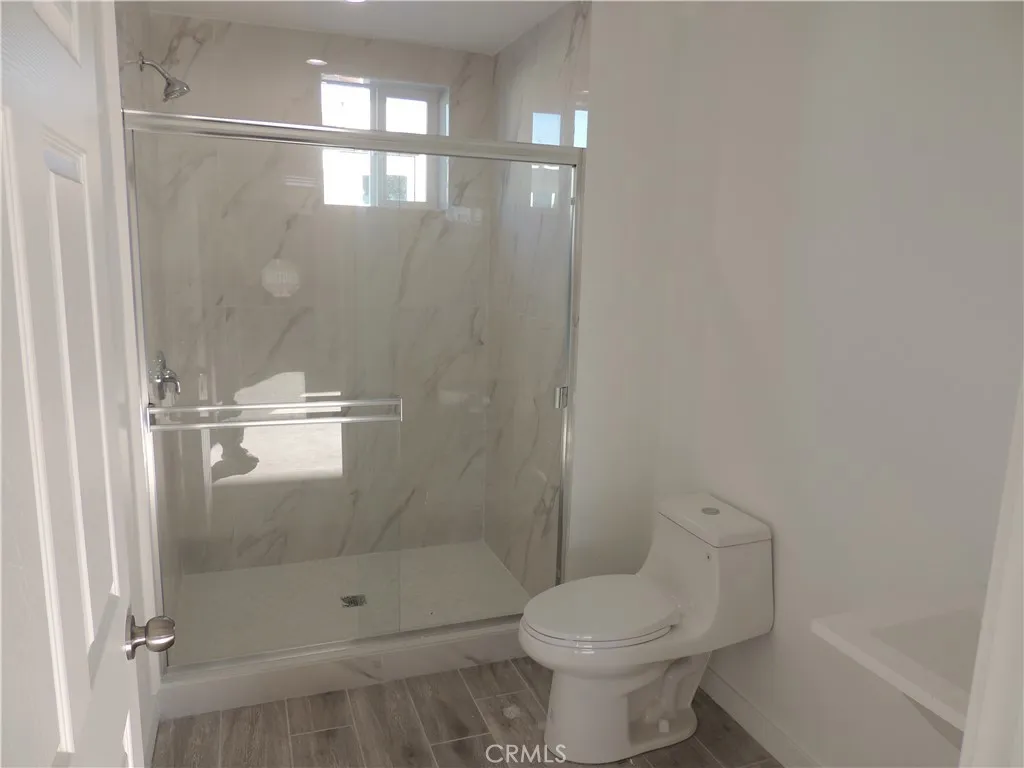 Additional image 9 of 22735 Del Valle Street Unit 7, Woodland Hills, CA 91364