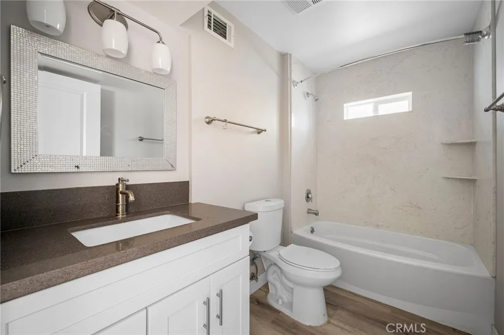 Additional image 13 of 11731 Runnymede Street Unit 3, North Hollywood, CA 91605